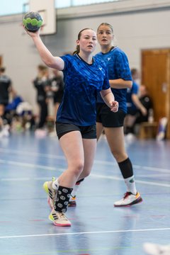 Bild 145 - F HSG Kremperheide/Muensterdorf - HSG Holstein Kiel/Kronshagen : Ergebnis: 31:26